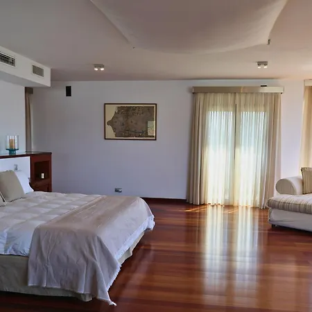 Cortijo Media Legua 5*