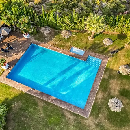Cortijo Media Legua 度假村 5*