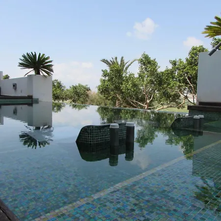 Resort Cortijo Media Legua 5*